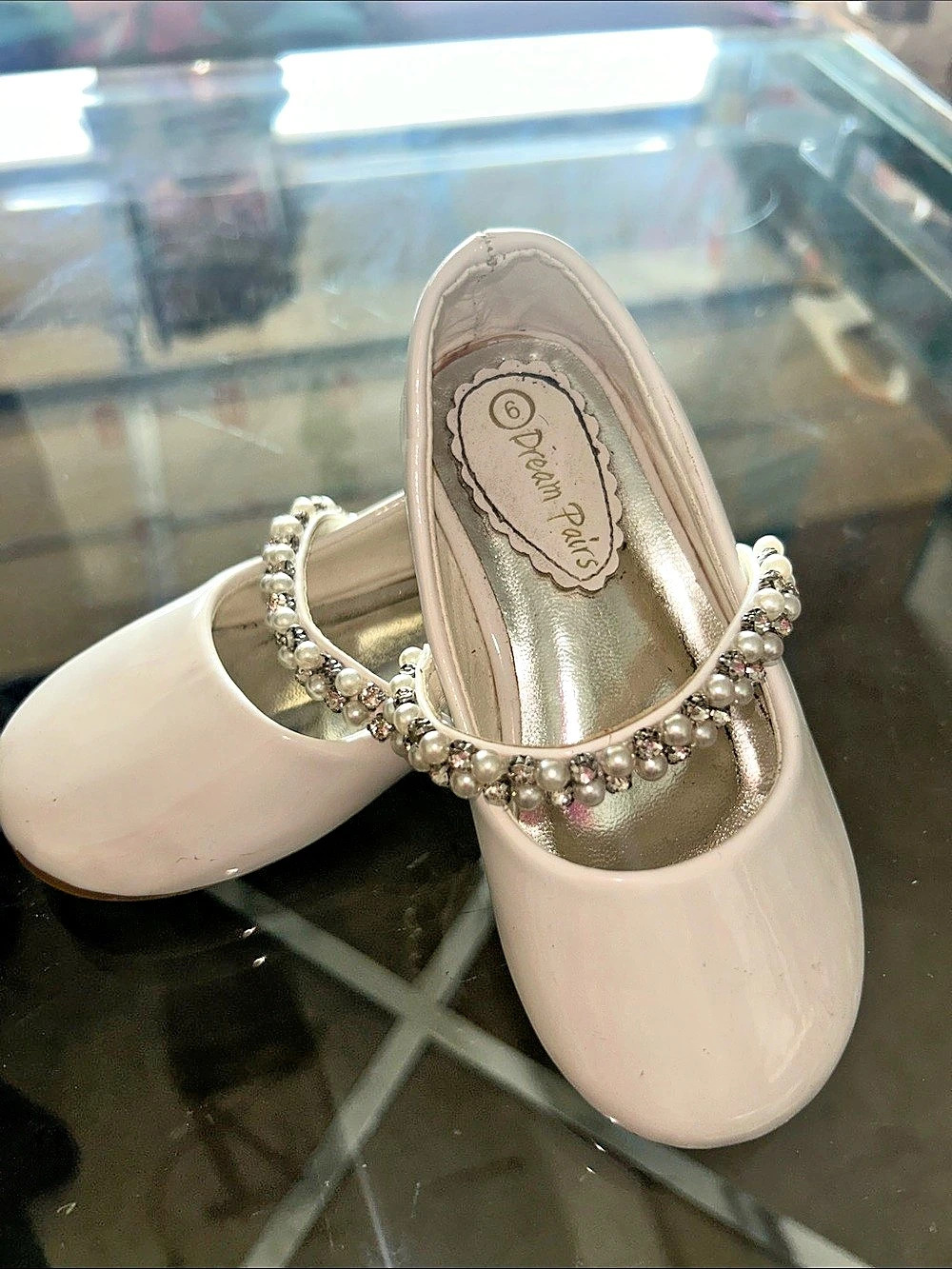 Dream Pairs Girls Pearl and Rhinestone Mary Jane Flats size 6